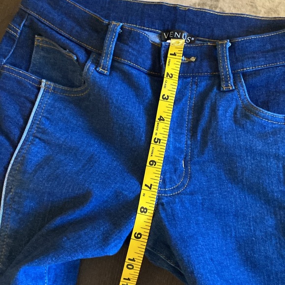 Super cute color block skinny jeans! - Picture 7 of 9